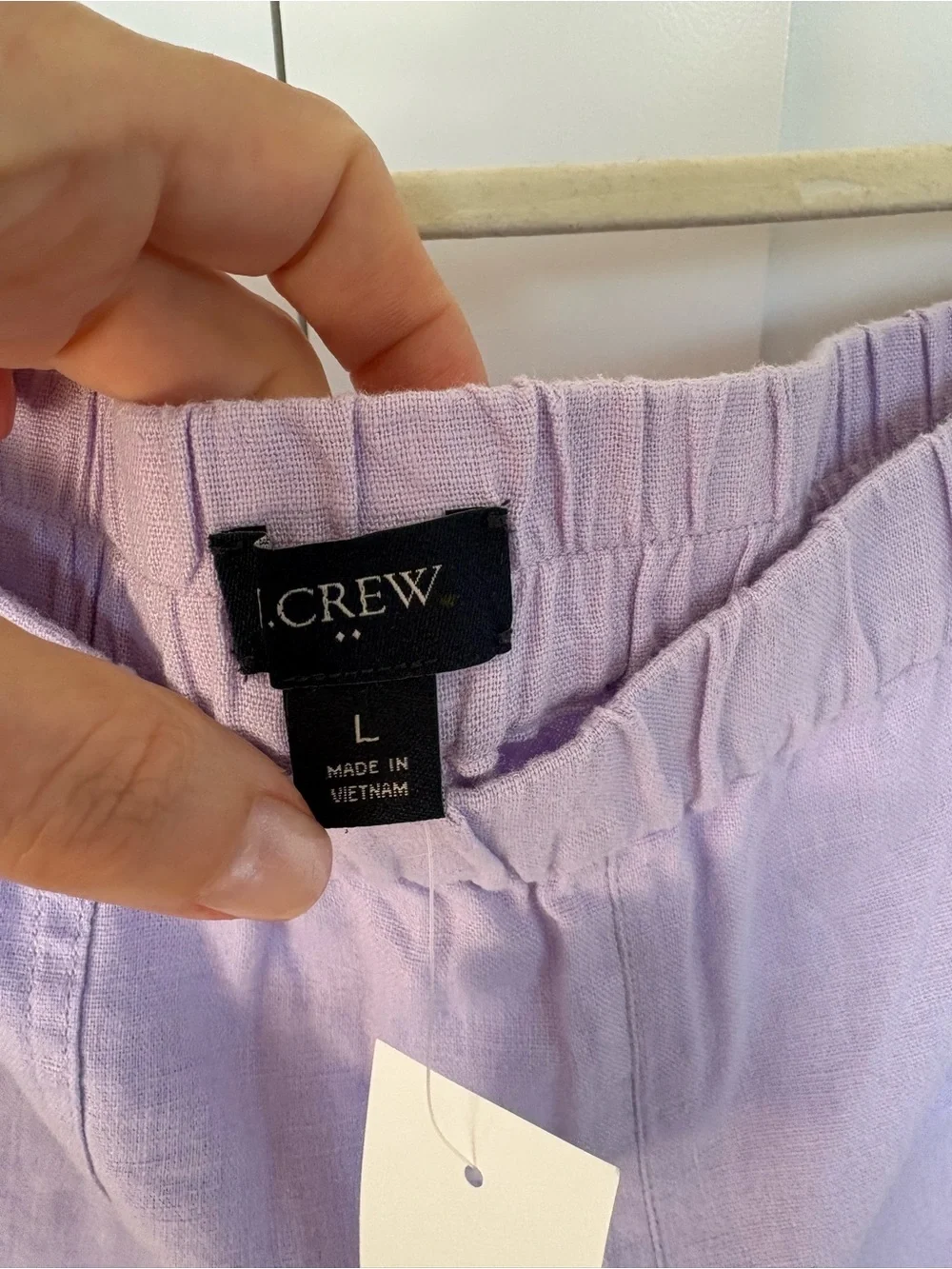 New J Crew Lilac Women’s Elastic-Waist Linen Shorts. Size LARGE
